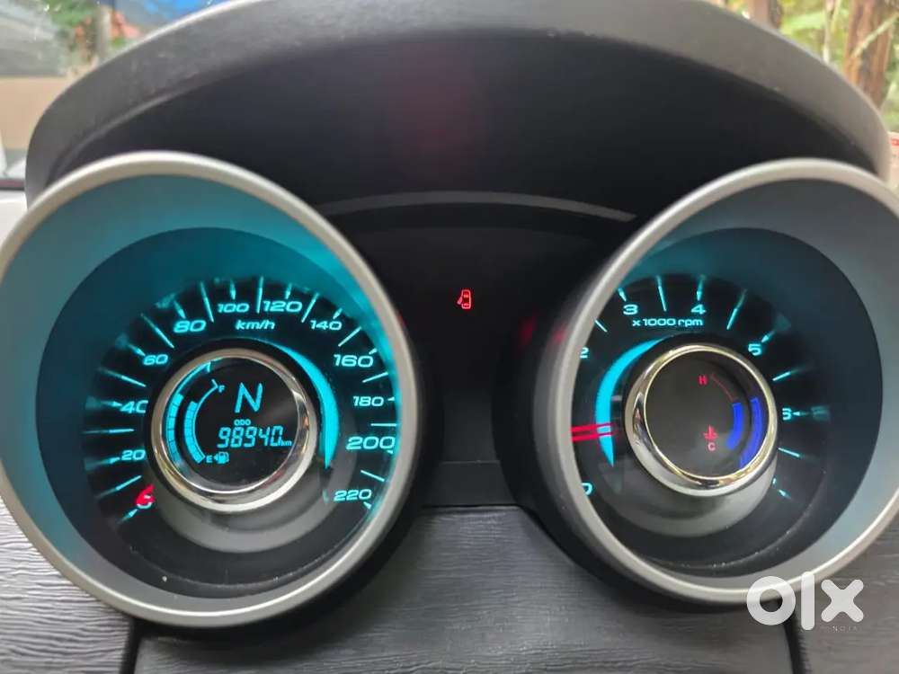 Mahindra Xuv500 W6  2017  Diesel  Manual  Single Owner