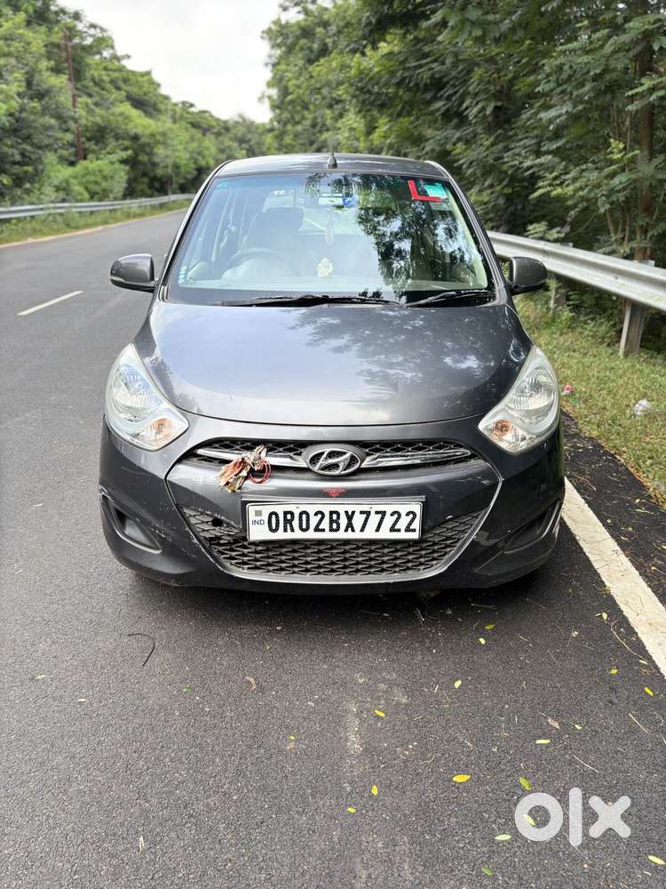 Hyundai I10 Sportz At, 2012, Petrol