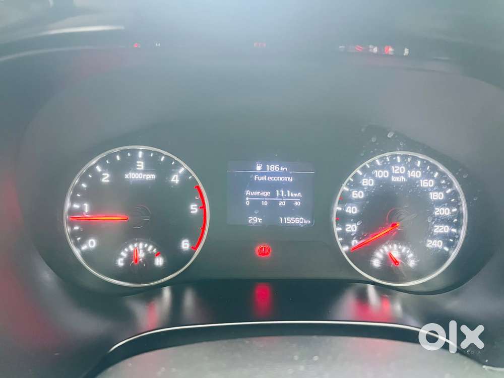 Kia Sonet Gtx, 2022, Diesel
