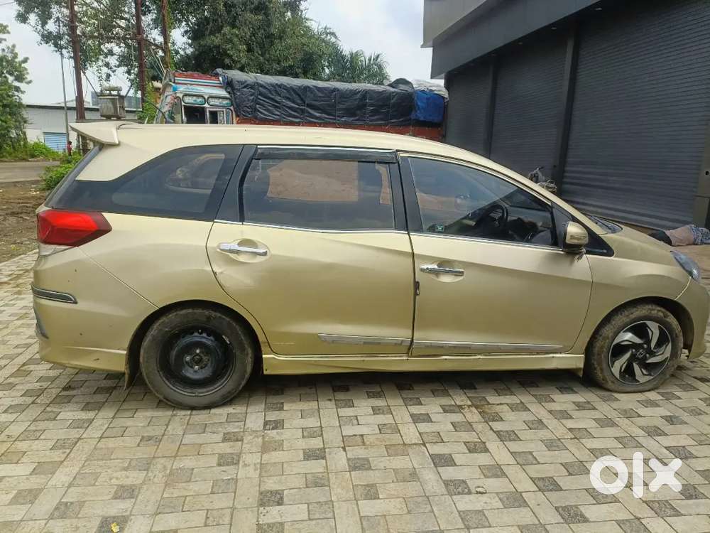 Honda Mobilio 2015 Model
