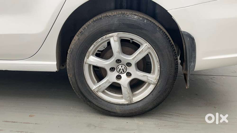 Volkswagen Vento Petrol Highline, 2013, Petrol