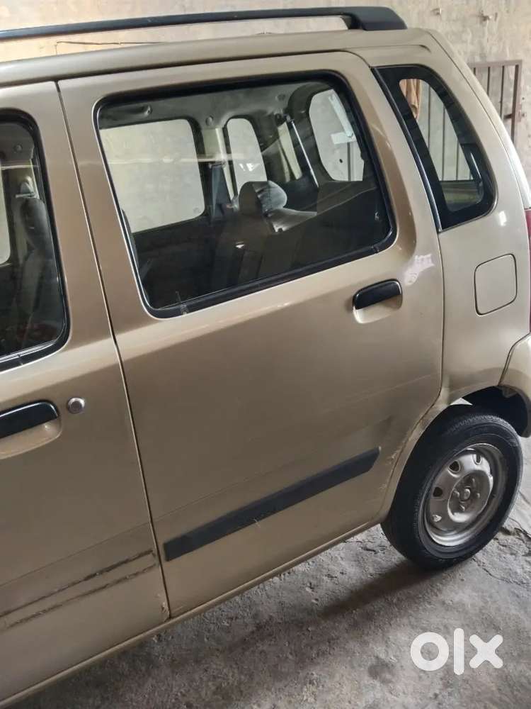 Dena Leni Hai
