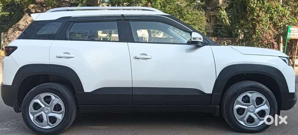 Maruti Suzuki Brezza 1.5 Vxi Smart Hybrid, 2022, Petrol