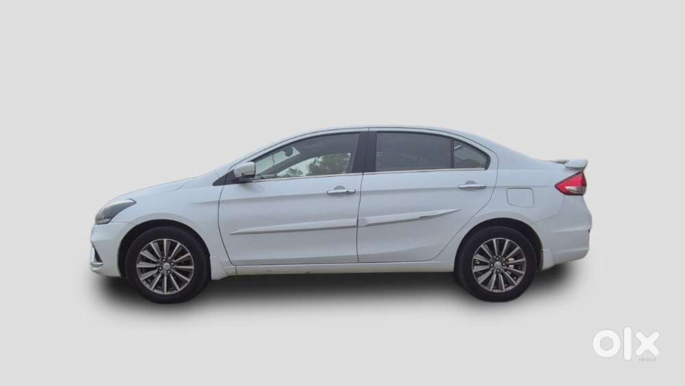 Maruti Suzuki Ciaz 1.5 Alpha Shvs Mt, 2021, Petrol