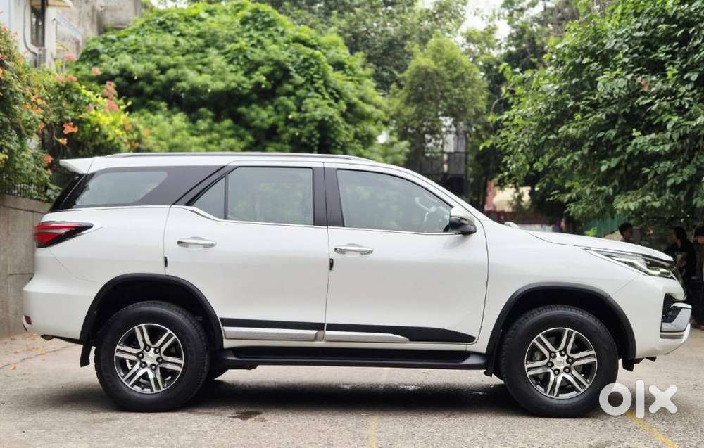 Toyota Fortuner 4x2 At 2.7 Petrol, 2024, Petrol