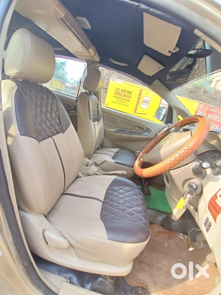 Toyota Innova 2.5 G (diesel) 8 Seater, 2006, Diesel