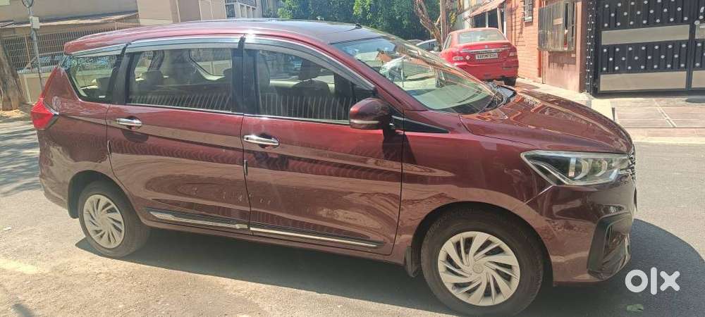 Maruti Suzuki Ertiga Vxi At Petrol, 2023, Petrol