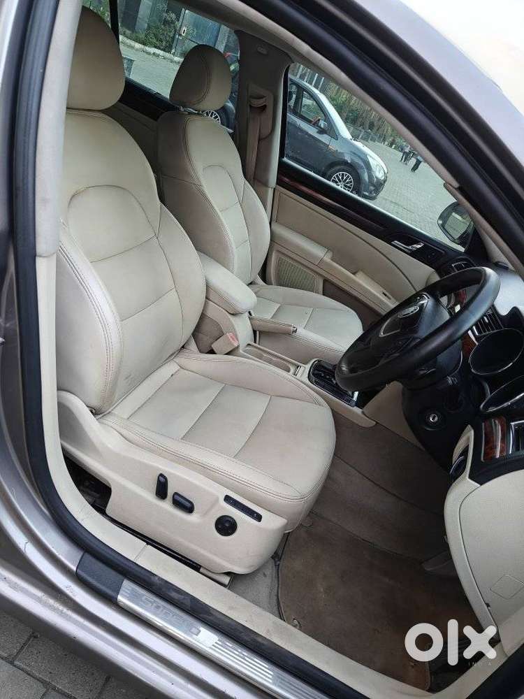 Skoda Superb 1.8 Elegance Tsi At, 2010, Petrol