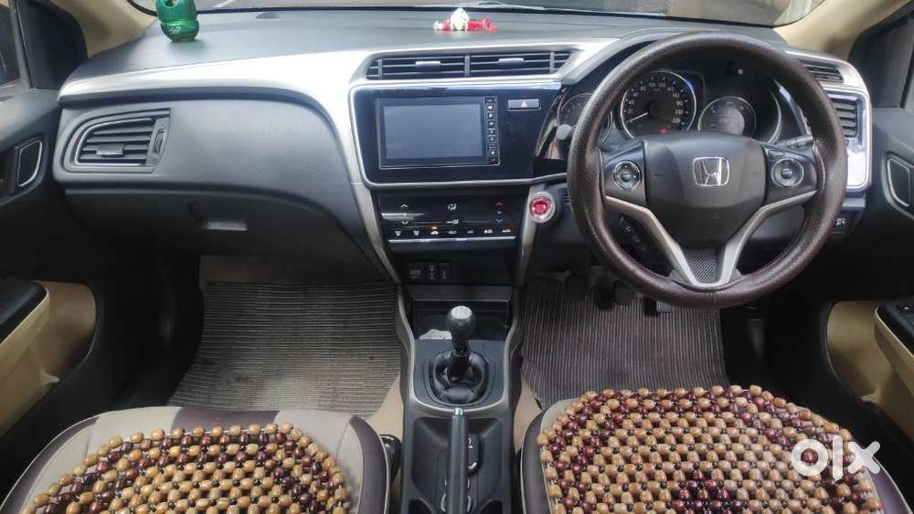 Honda City V Mt Exclusive, 2022, Petrol