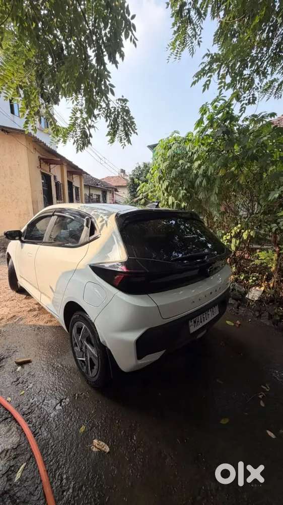 Tata Altroz 2026 Petrol + Cng Top Model
