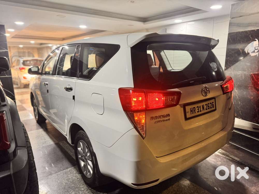 Toyota Innova Crysta 2.4 Vx Mt 8s, 2017, Diesel