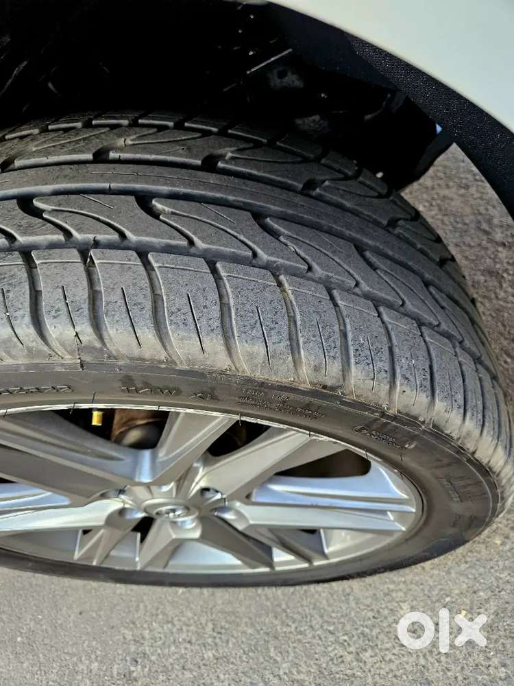 Land  Cruiser 300 (fortuner)2019 4x2 At