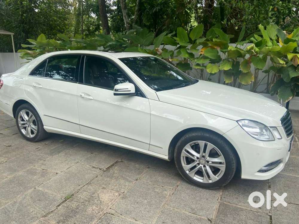Mercedes E350 Avantgarde Petrol  Single Owner  Mercedes Maintained