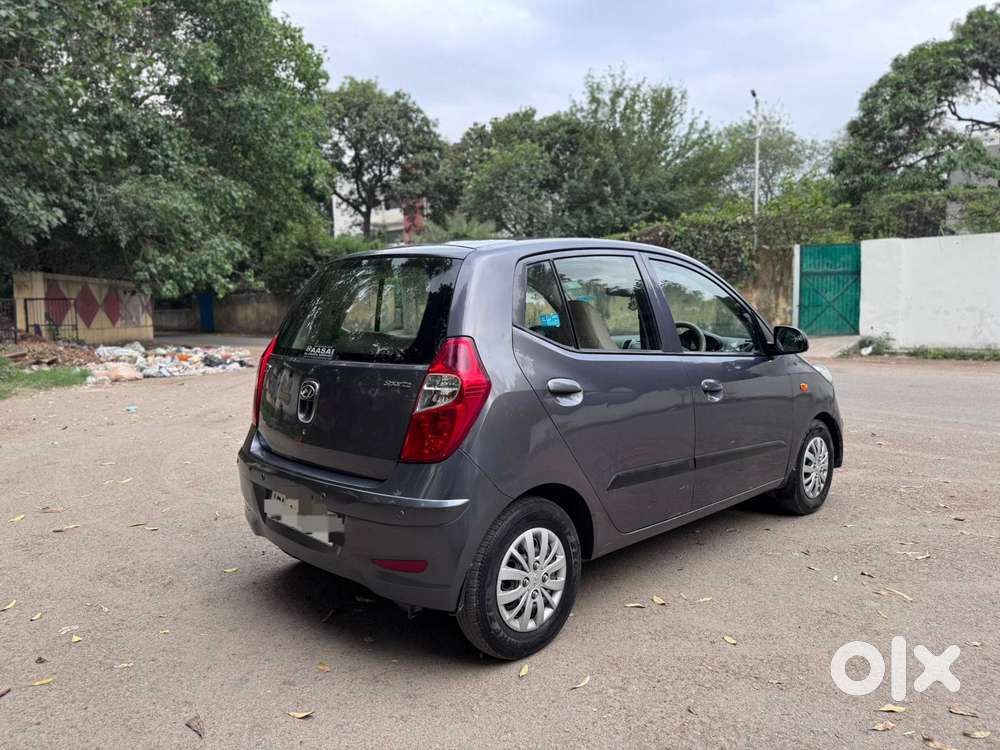 Hyundai I10 Sportz, 2014, Petrol