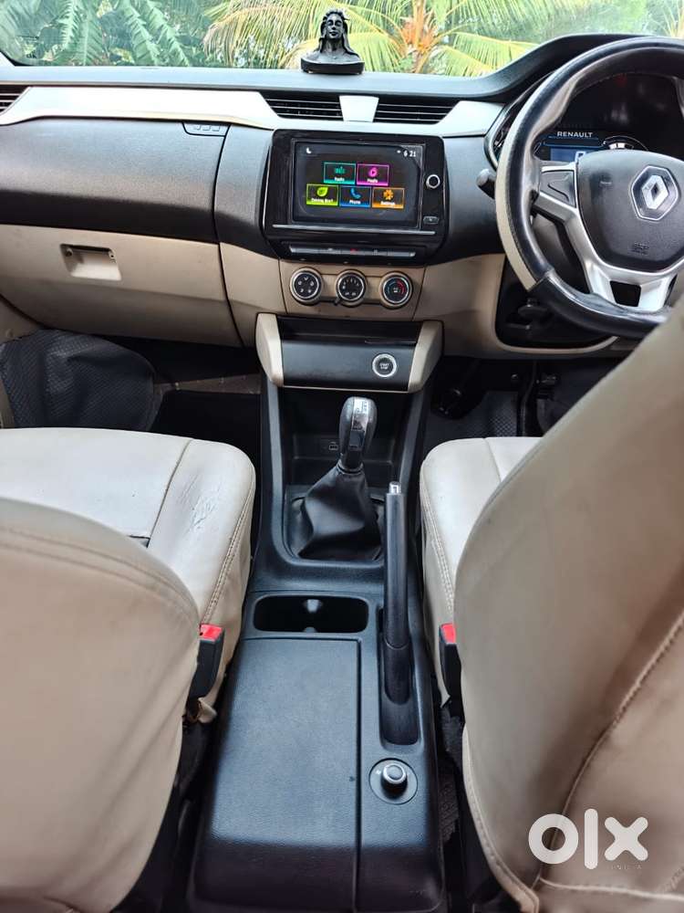 Renault Triber Rxz, 2020, Petrol