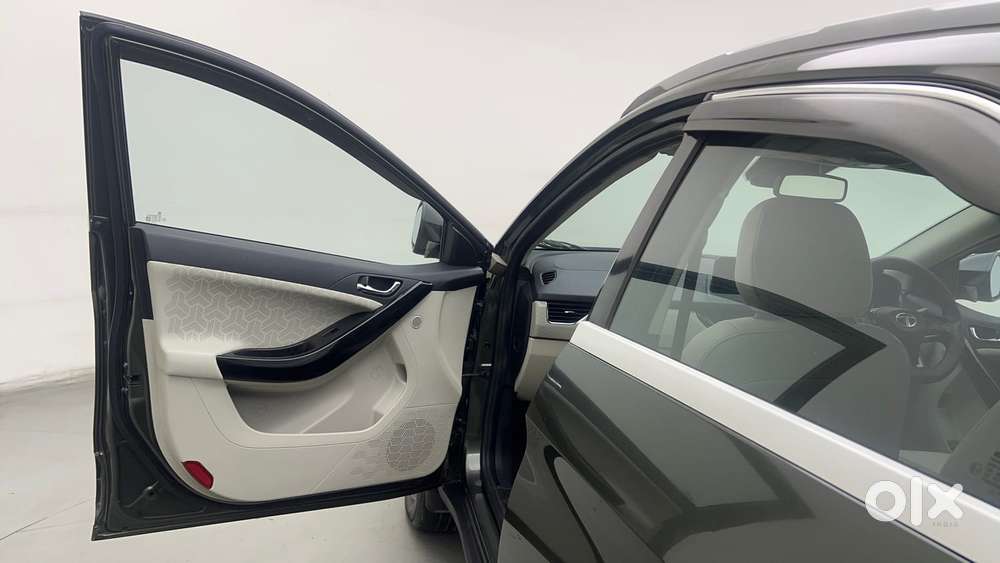 Tata Nexon 1.5 Revotorq Xza Plus Premium, 2022, Diesel