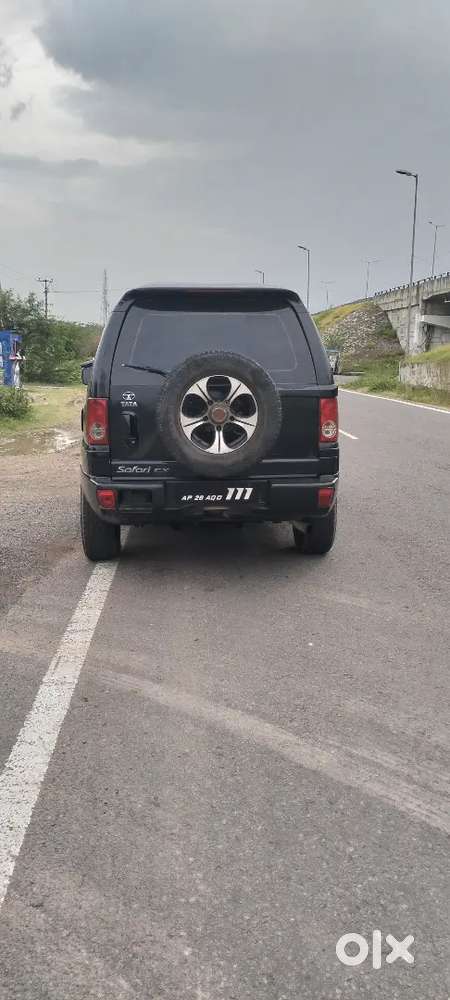 Tata Safari Ev 2012