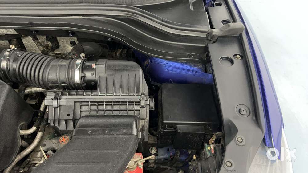 Mahindra Xuv700 2.0 Ax 7 Petrol At Luxury Pack Str, 2021, Petrol