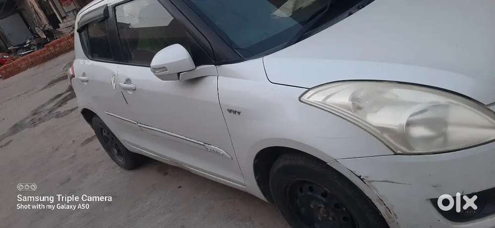 2012 Feb 1st Owner White All Power Window