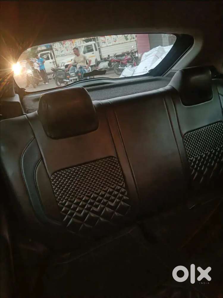 Gadi Ma Koi Bi Kami Nhi Hai