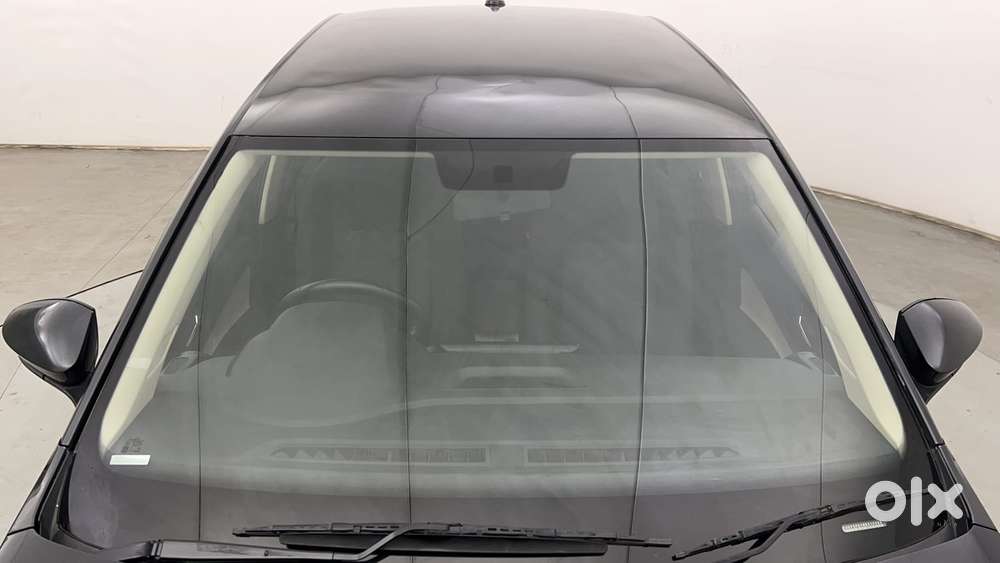 Skoda Slavia Ambition 1.0l Tsi At, 2022, Petrol