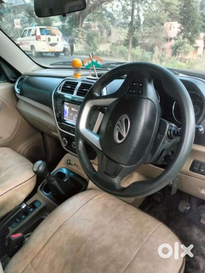 Mahindra Tuv 300 T10, 2018, Diesel