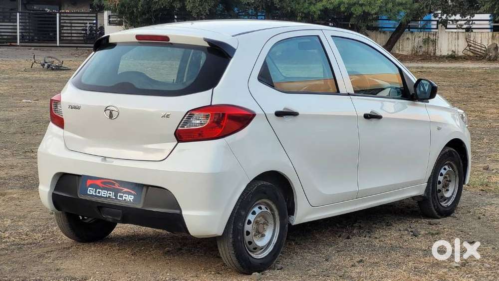 Tata Tiago 1.2 Revotron Xe Option, 2018, Petrol