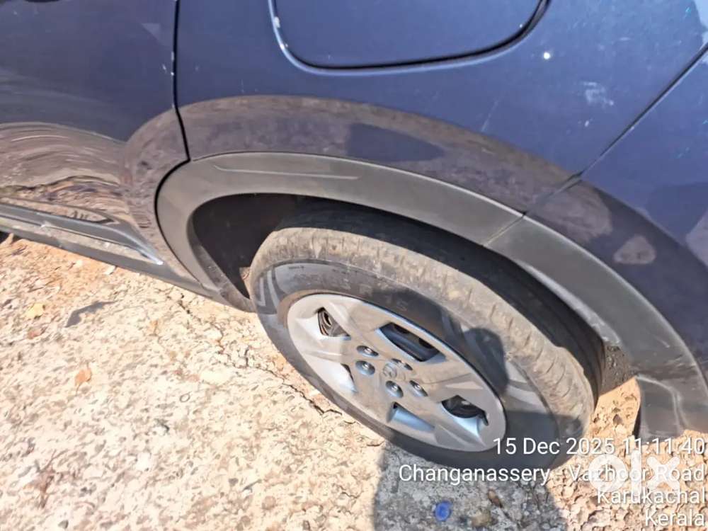 Well Maintained Well Serviced Car 2022 Model Hyundai Venue Car