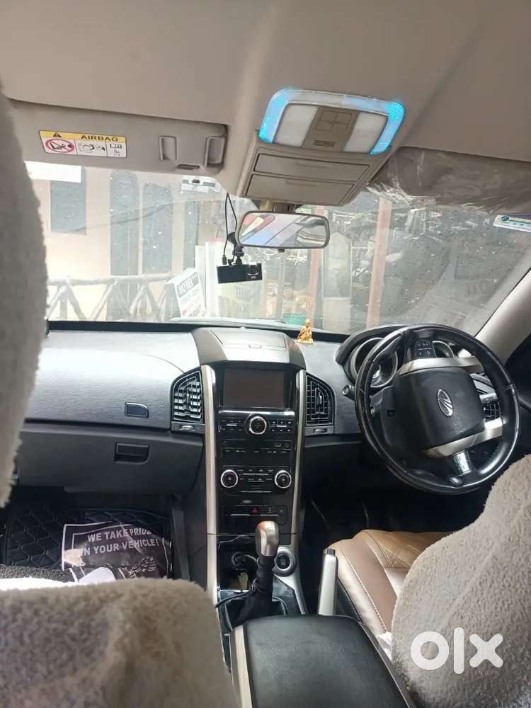 Mahindra Xuv500 2.2 W7 2021