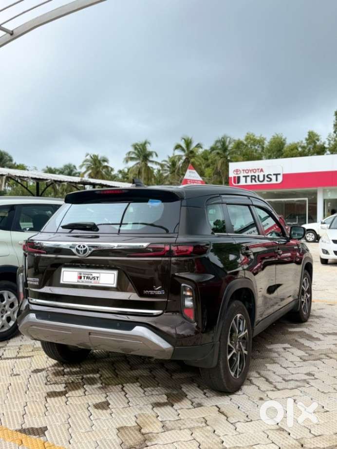Toyota Urban Cruiser Hyryder 1.5 V Hybrid, 2024, Petrol