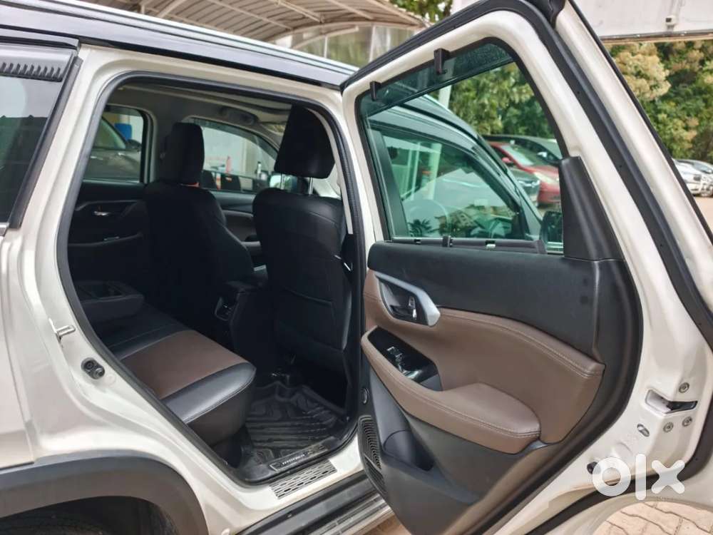 Toyota Urban Cruiser Hyryder 1.5 G Hybrid, 2025, Petrol