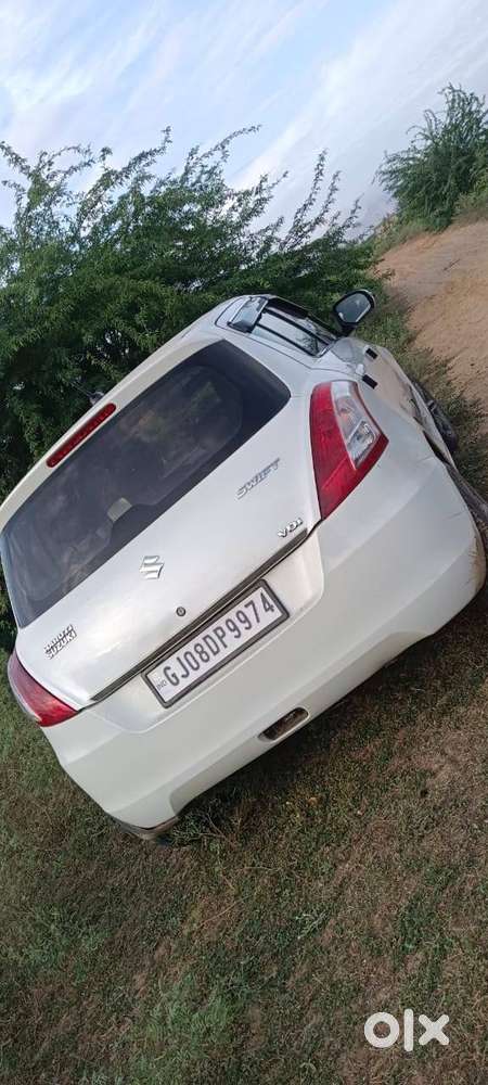 Maruti Suzuki Swift 2016 Diesel 100000 Km Driven
