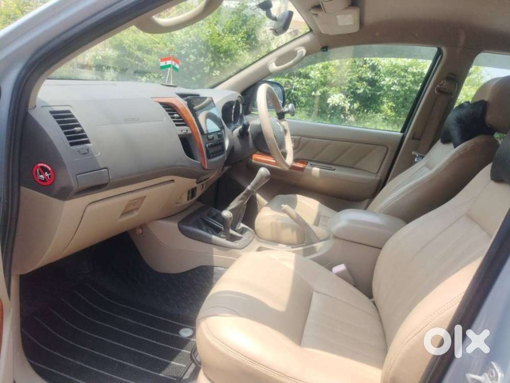 Toyota Fortuner [ ] 3.0 4x4 Mt, 2011, Diesel