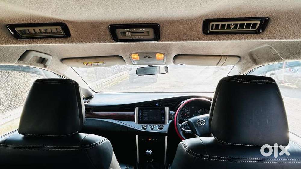 Toyota Innova Crysta 2018
