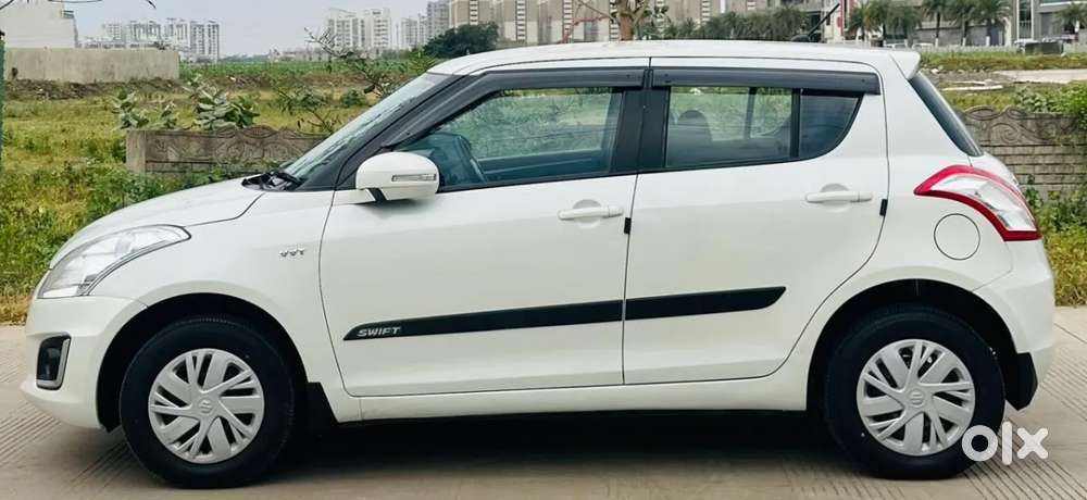 Maruti Suzuki Swift Vxi, 2015, Petrol