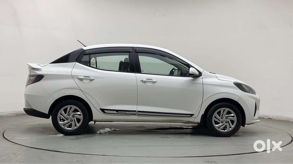 Hyundai Aura [2023-ongoing] 1.2 S Petrol Manual, 2022, Petrol