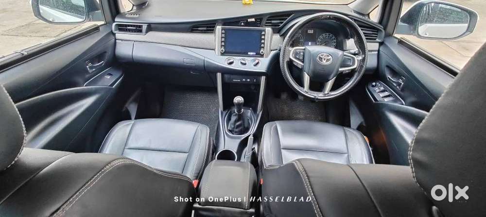 Toyota Innova Crysta 2.4 G Mt 8s, 2024, Diesel