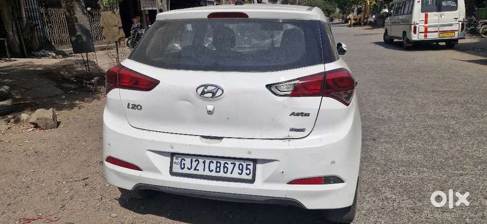Hyundai I20 2017 Diesel 92500 Km Driven