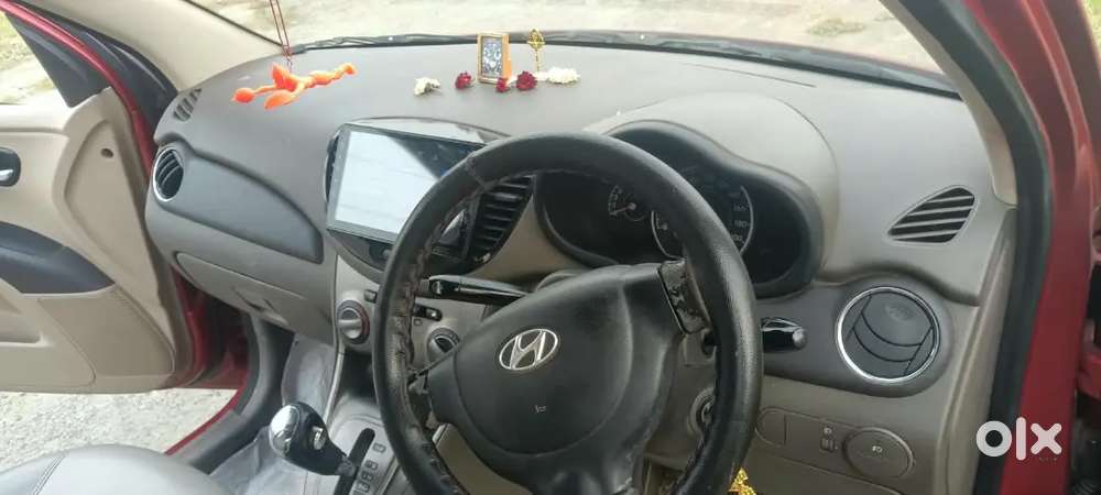 Hyundai I10 Sportz 2011