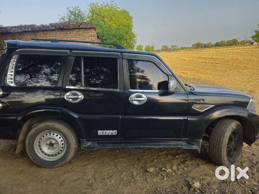 Mahindra Scorpio Classic 2016 Diesel 105000 Km Driven