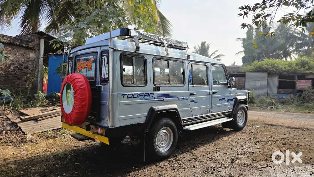 Force Motors Trax Cruiser 2006