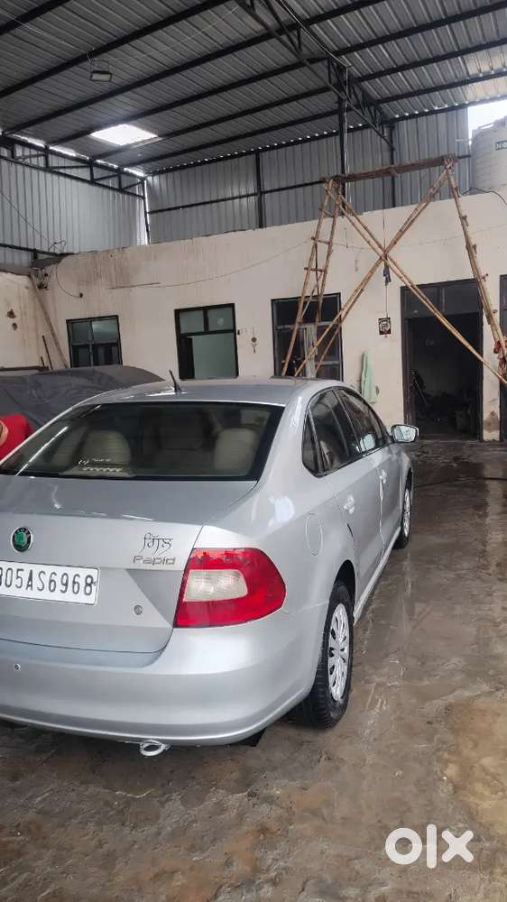 Skoda Rapid 2012 Diesel 100000 Km Driven