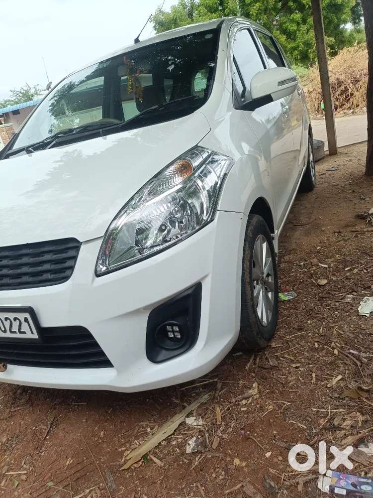 Maruti Suzuki Grand Vitara 7 Seater 2015 Diesel 201000 Km Driven