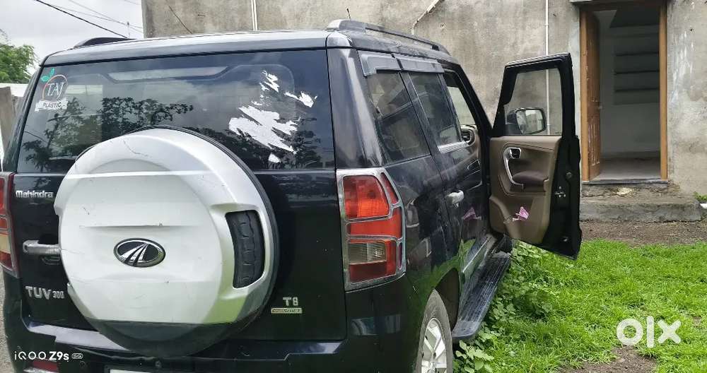 Mahindra Tuv 300 2017
