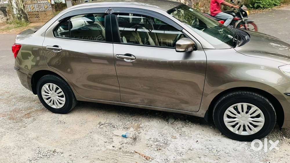 Maruti Suzuki Swift Dzire Vxi At Optional, 2023, Petrol