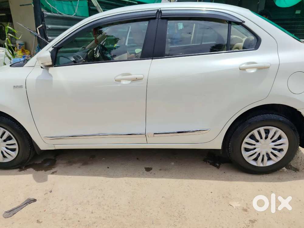 Maruti Swift Dzire 2017 Diesel, 43.5k Km 1st Owner  Excellent Conditio