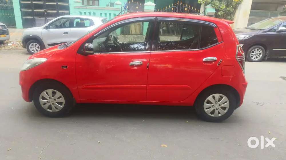 Hyundai I10 Sportz Petrol 2011