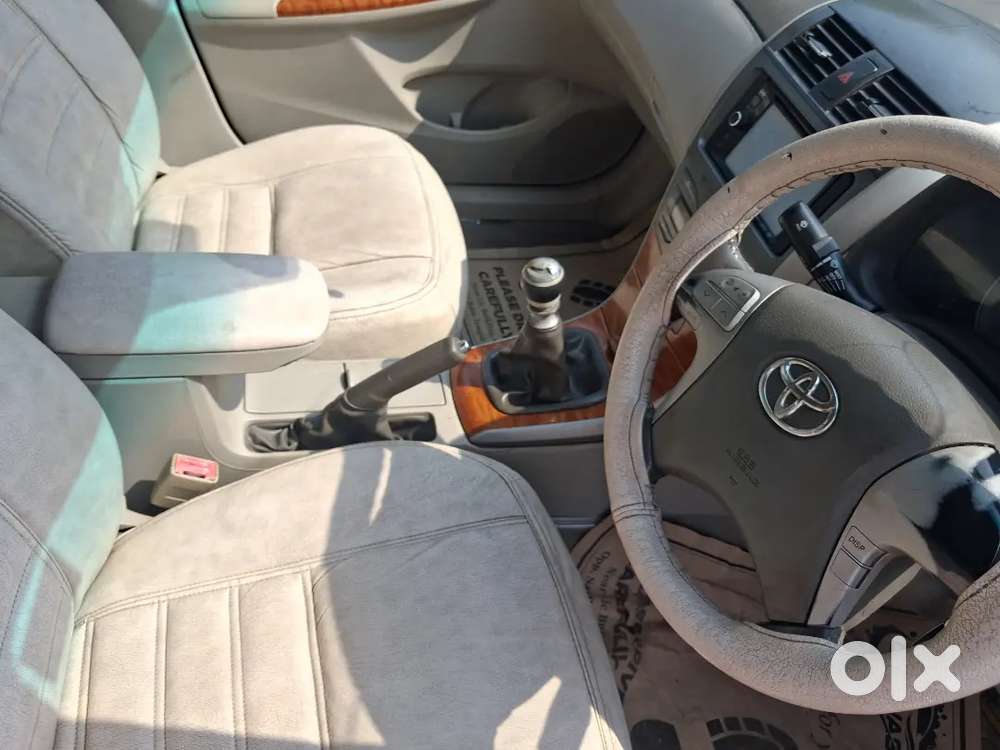 Toyota Corolla Altis 2010 Variant Gl