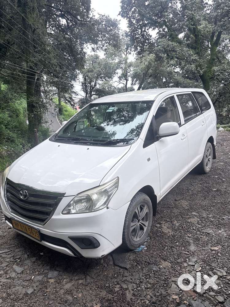 Toyota Innova 2015 Car