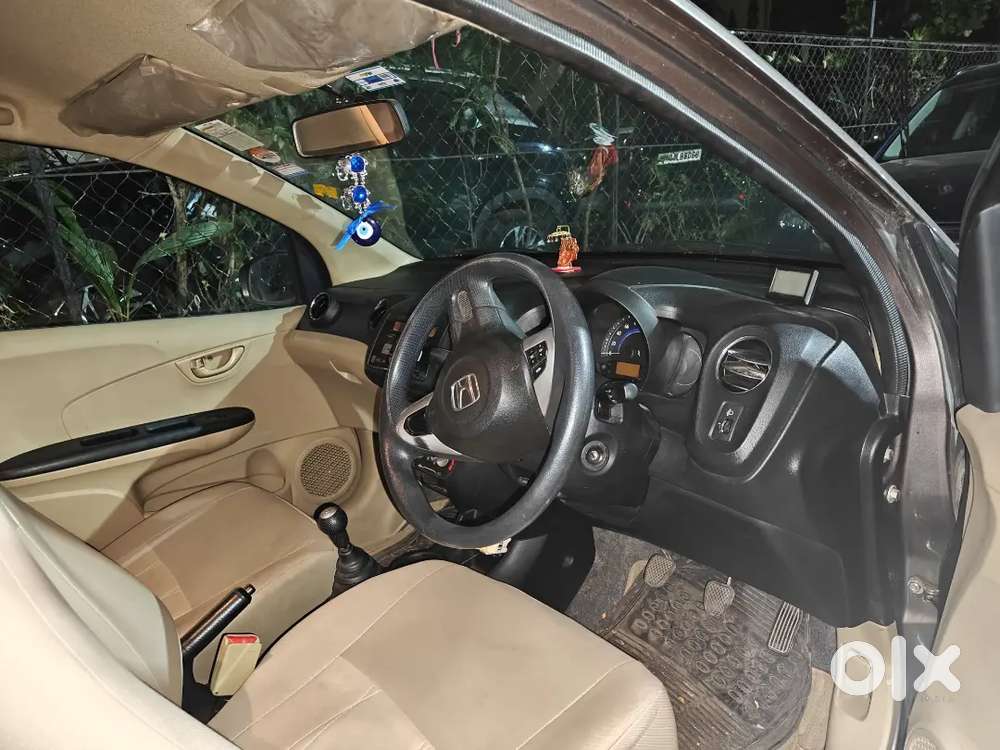 Honda Amaze Manual Transmission Petrol For Sale , Only 32000km Driven.